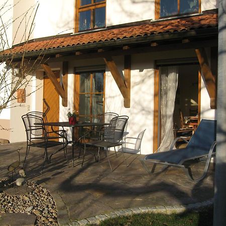 Unterm Nussbaeumle Appartement Adelhausen Buitenkant foto