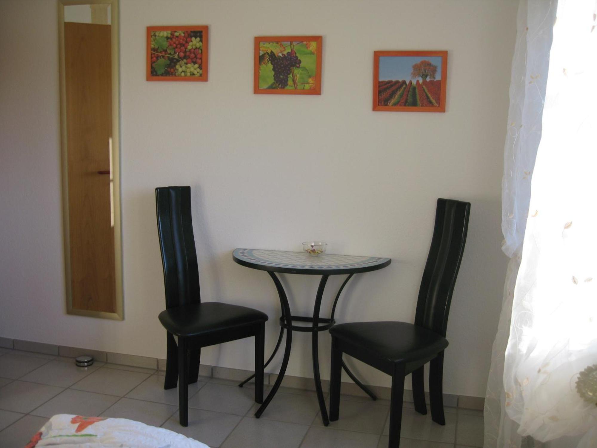 Unterm Nussbaeumle Appartement Adelhausen Buitenkant foto